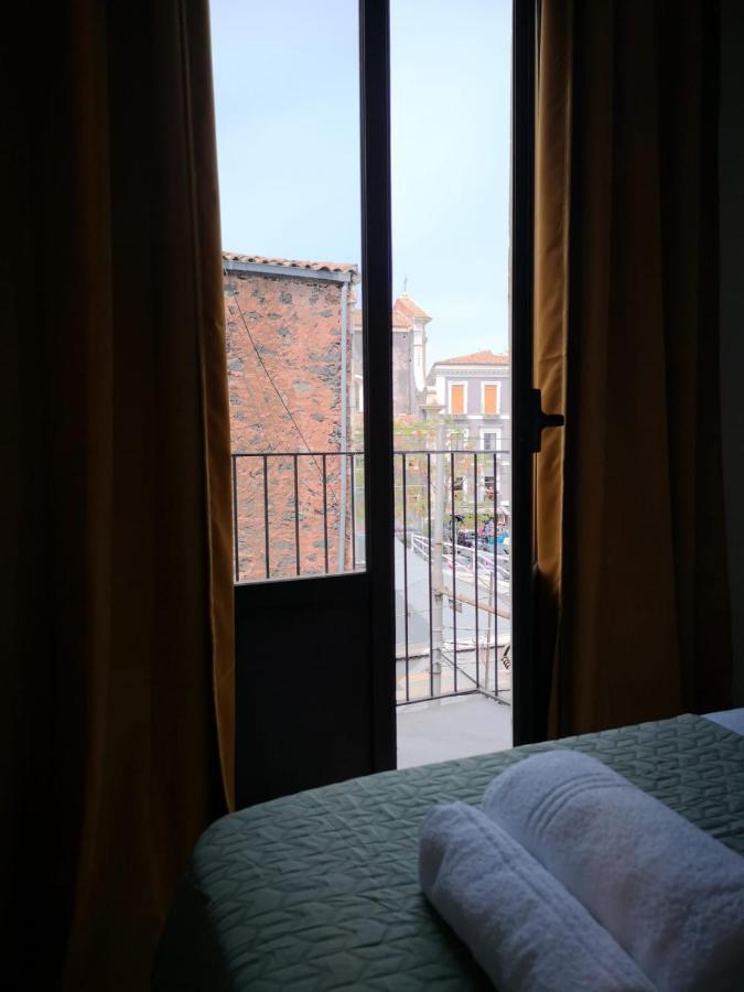 Marilor Apartments Catania Bagian luar foto