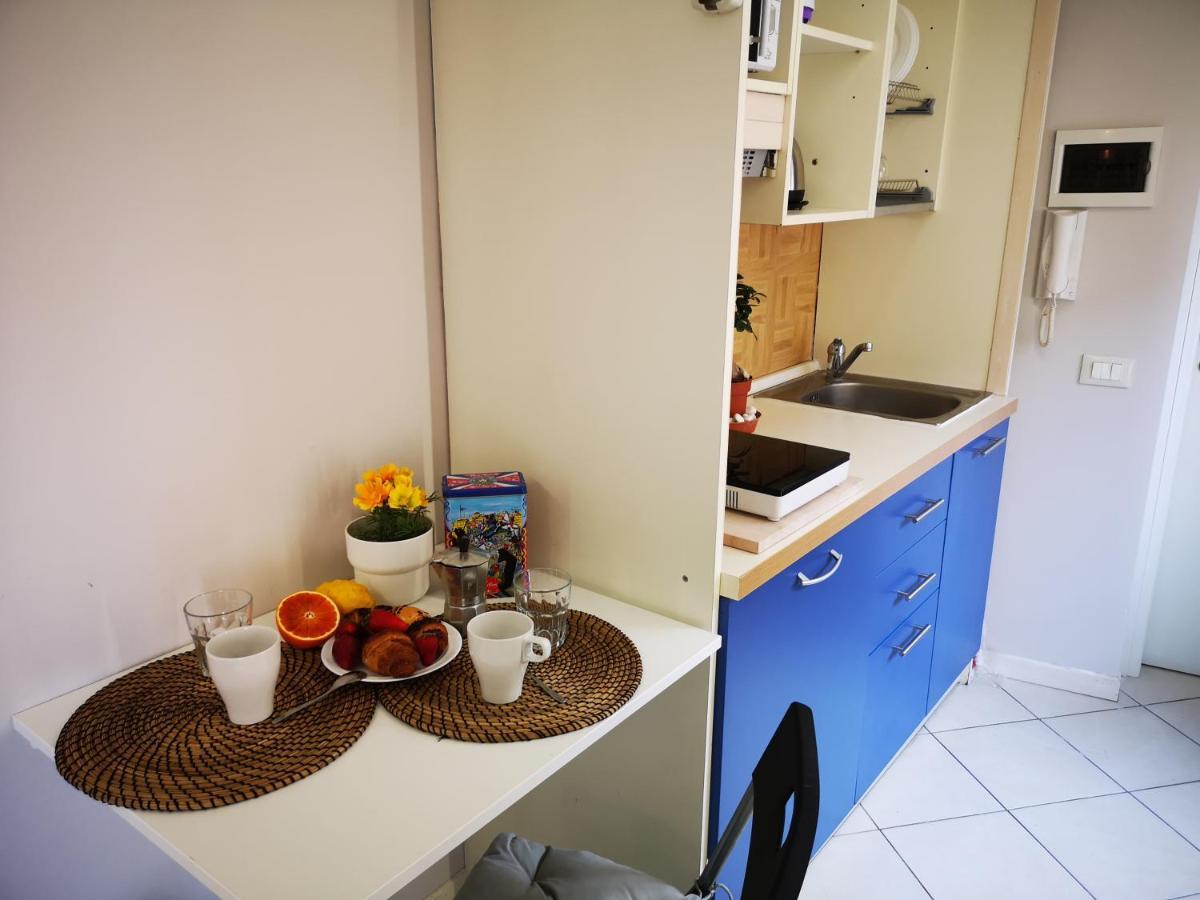 Marilor Apartments Catania Bagian luar foto